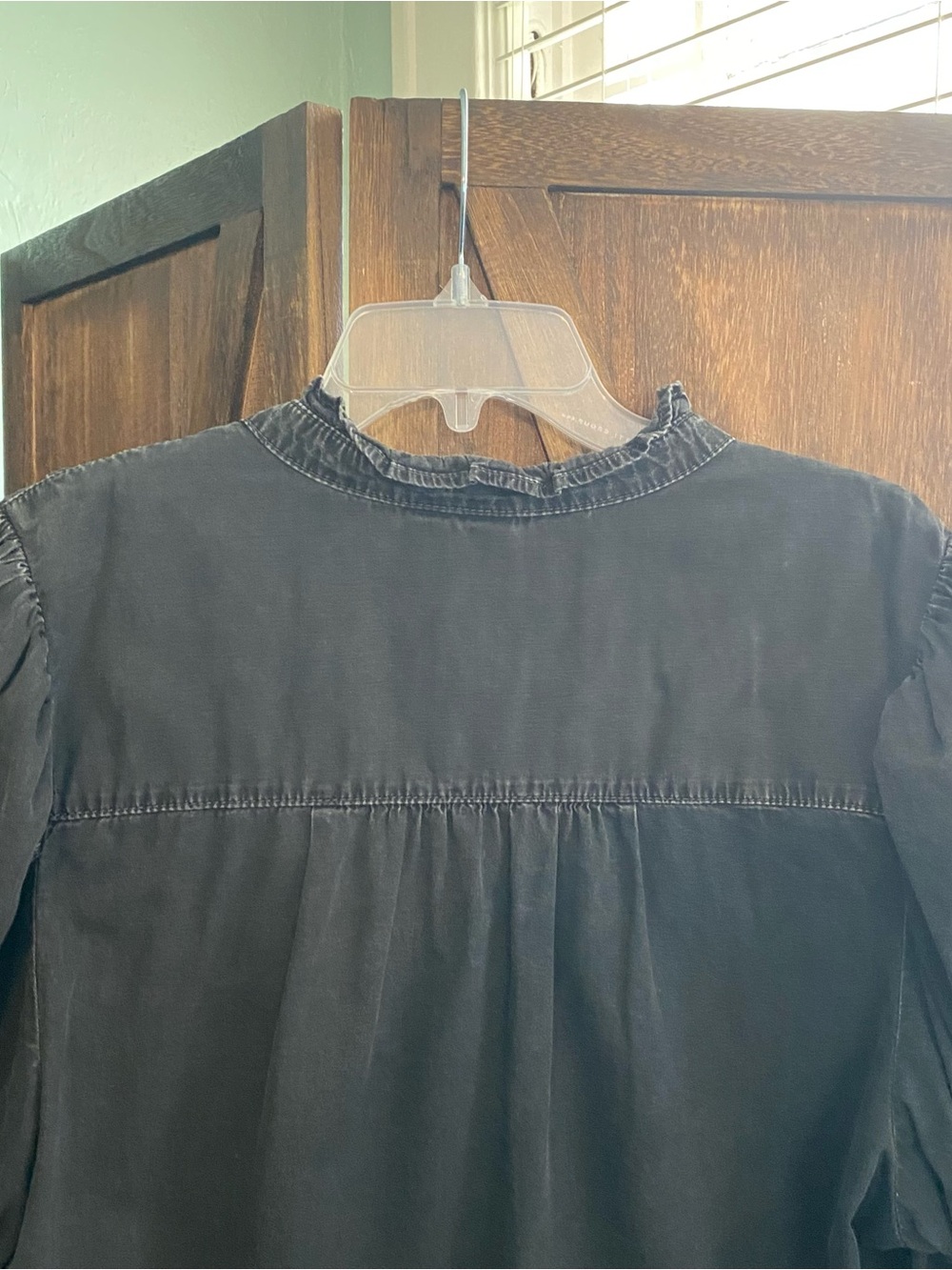 GAP Black Ruffle-Trim Button Front Blouse - Picture 9 of 10